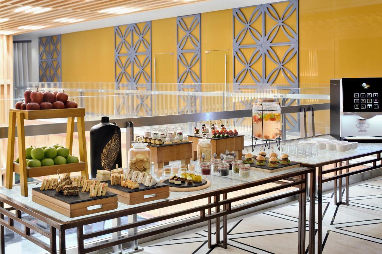 Moevenpick Hotel Karacsi Kültér fotó